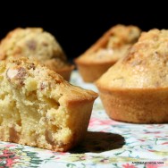 Gâteau à la farine de maïs, au citron et à l'amande